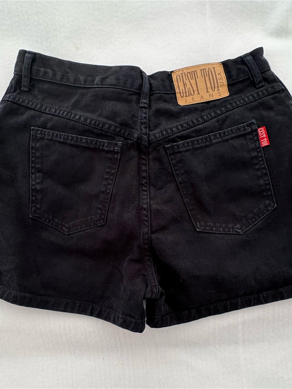 Cést Toi Jeans Womens Black Denim Shorts Size XL 5Pocket Made In USA Y2K